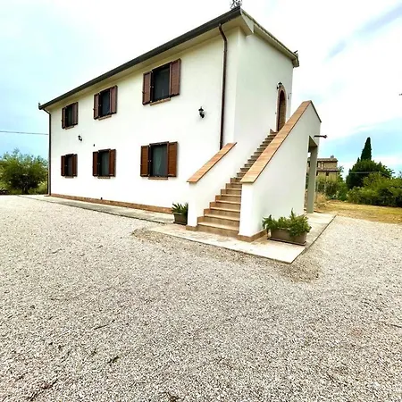 Umbrian Hills Flat - Free Parking & Garden Appartement *