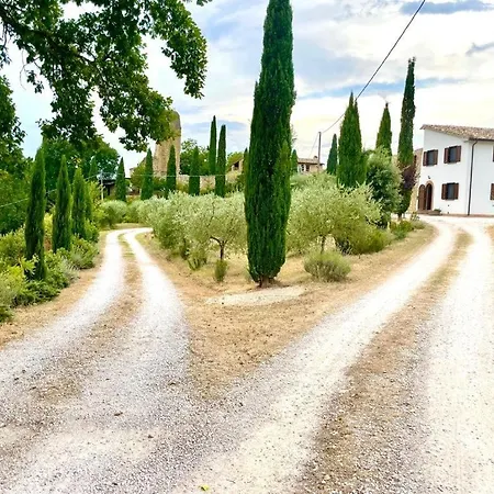 Umbrian Hills Flat - Free Parking & Garden Appartement *
